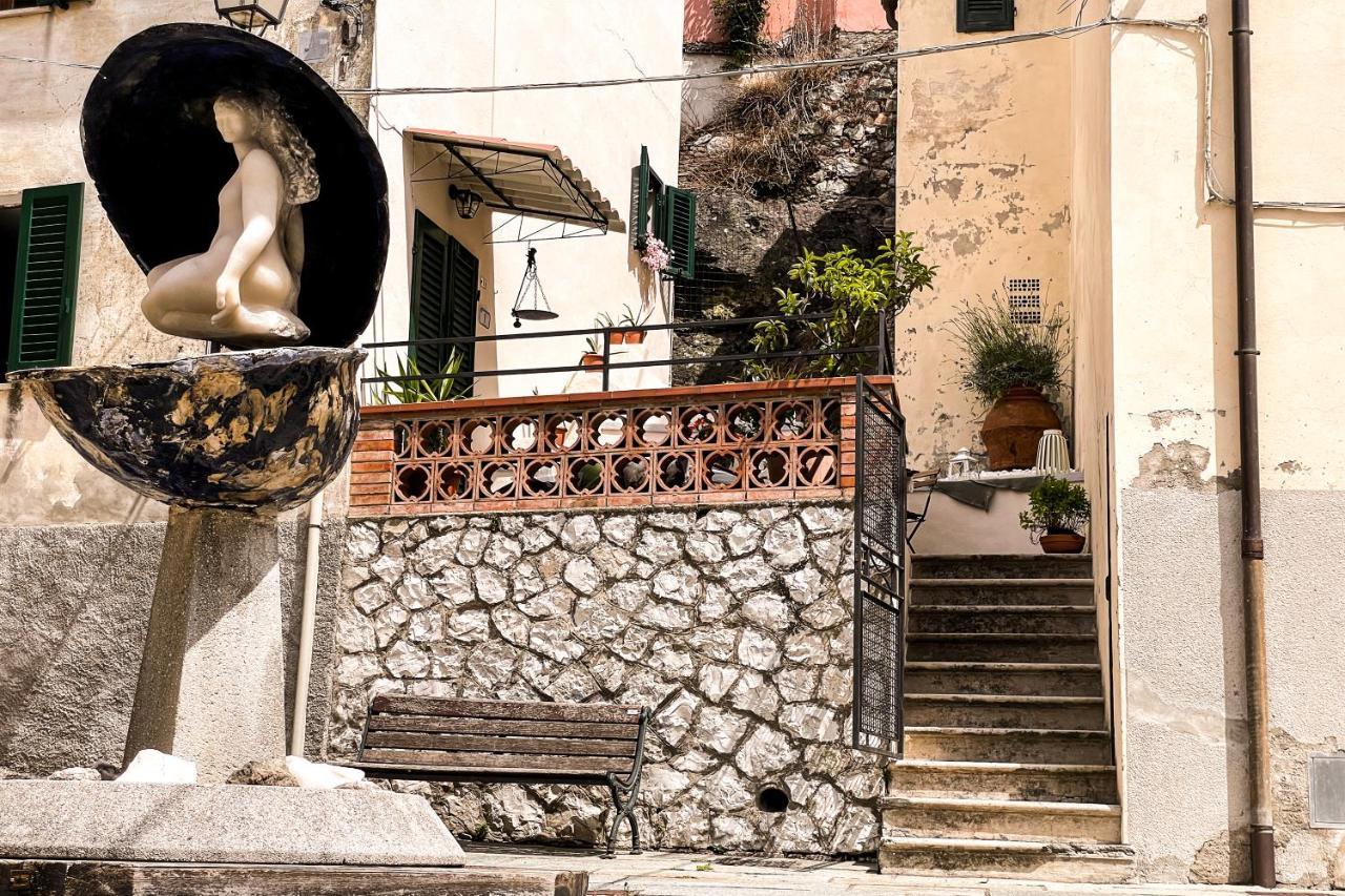 Casa Storica Con Terrazzo Villa Castellina Marittima Exterior photo